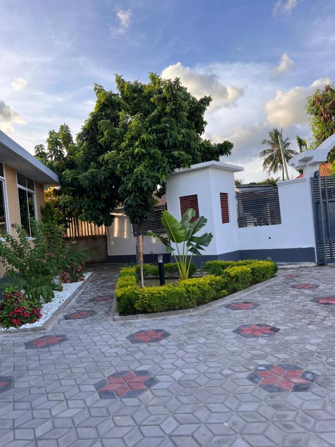 Haika Home Lodge Dár Al-Szalám Kültér fotó